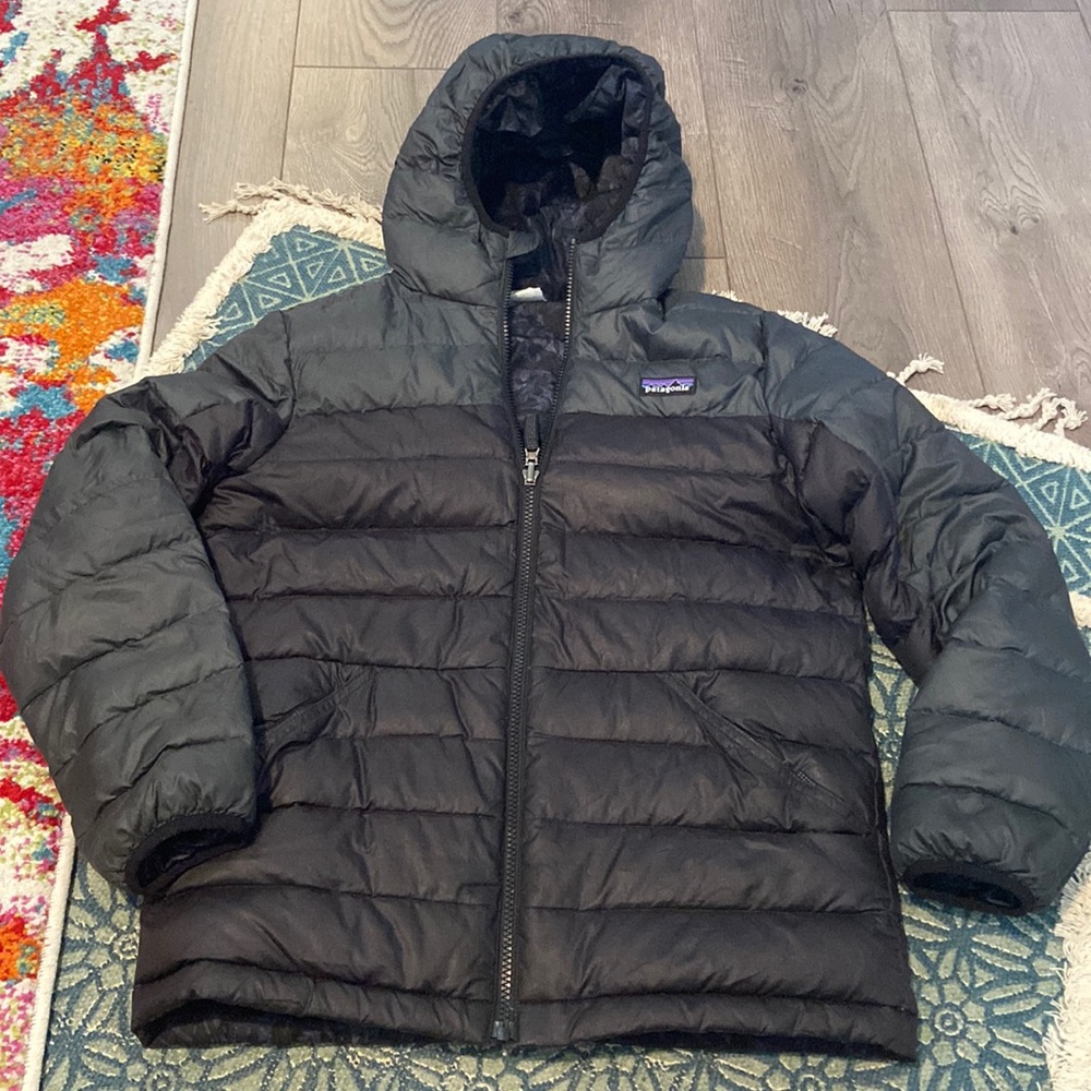 REVERSIBLE PATAGONIA PUFFER COAT